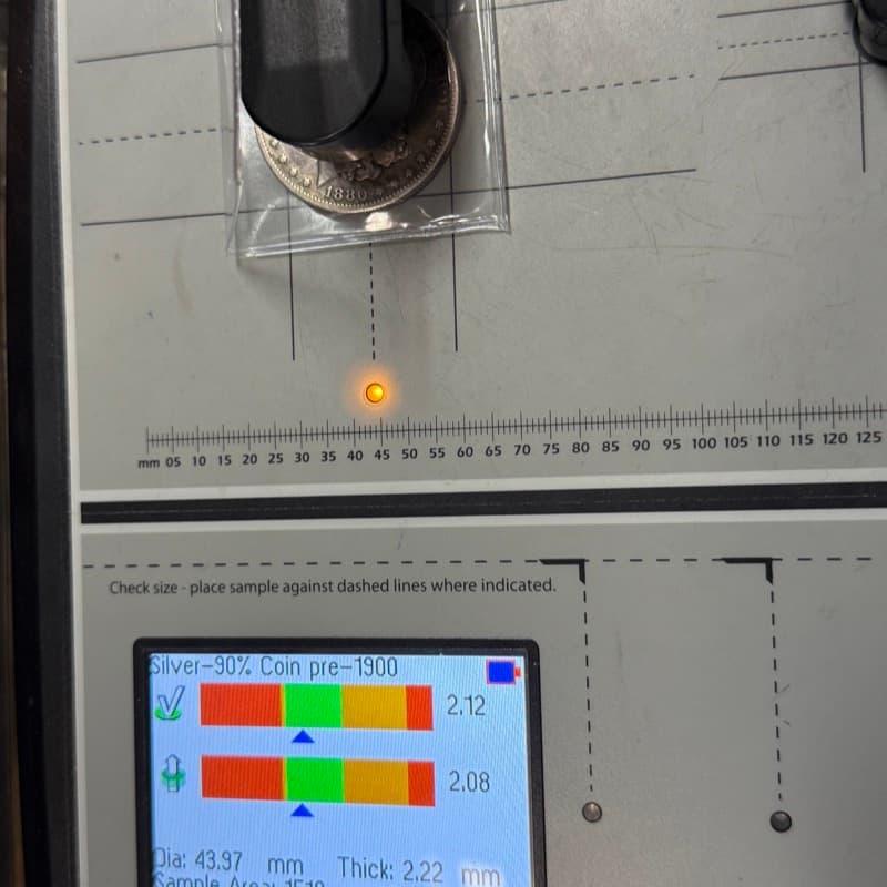 Sigma Metalytics Pro 显示 1880 摩根银元的测量结果